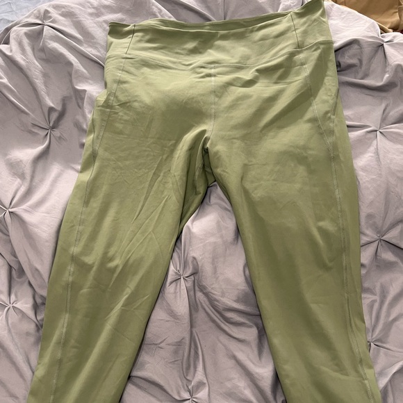 Girlfriend Collective compressive leggings in 3XL. Beautiful sage green colour. - Picture 1 of 2